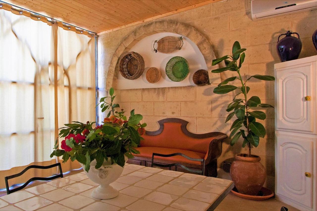 Гостевой дом Trulli Fogliarella Остуни Экстерьер фото